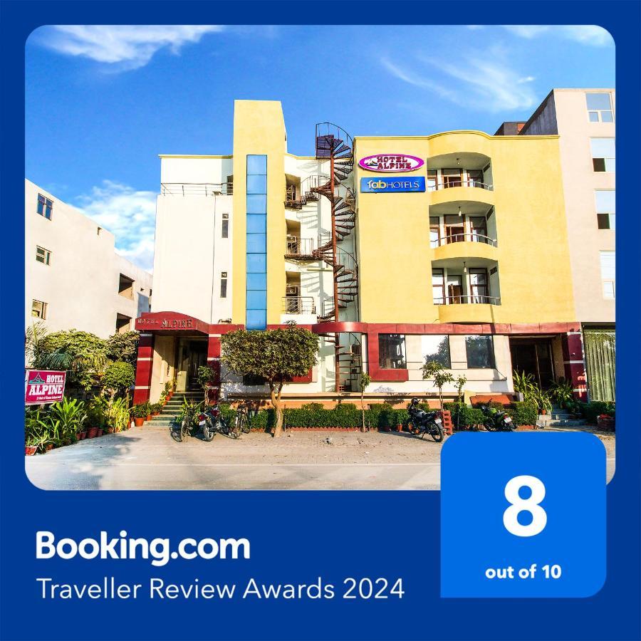Fabexpress Alpine Hotel Agra  Ngoại thất bức ảnh