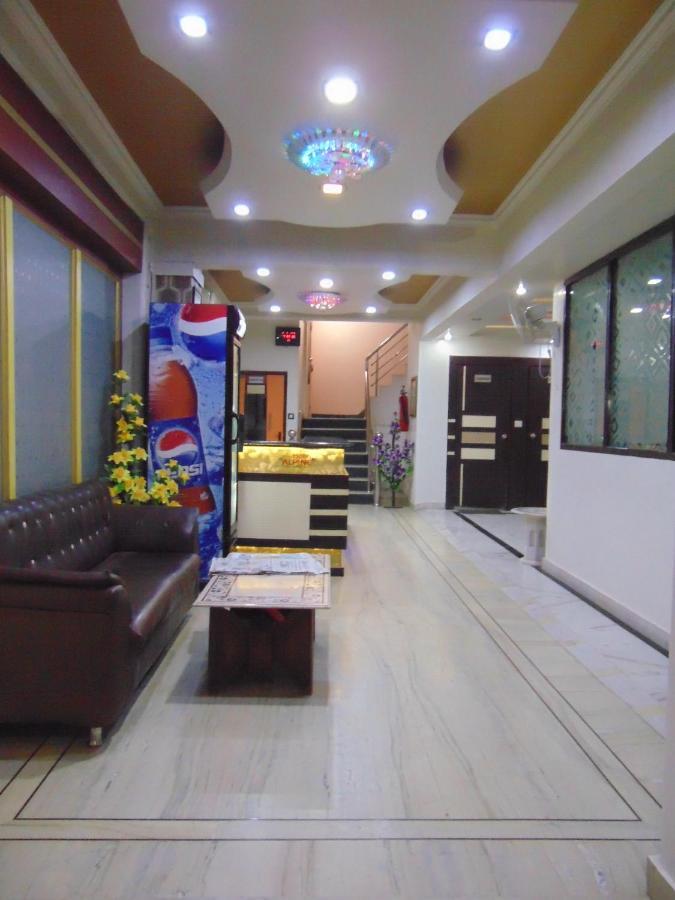 Fabexpress Alpine Hotel Agra  Ngoại thất bức ảnh